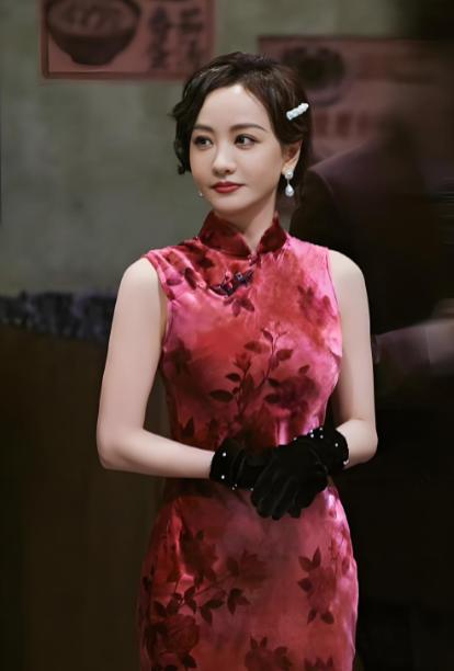 30集谍战剧，张译杨蓉领衔主演，豪华神仙演员阵容，剧情跌宕起伏，收视强劲，谍战迷