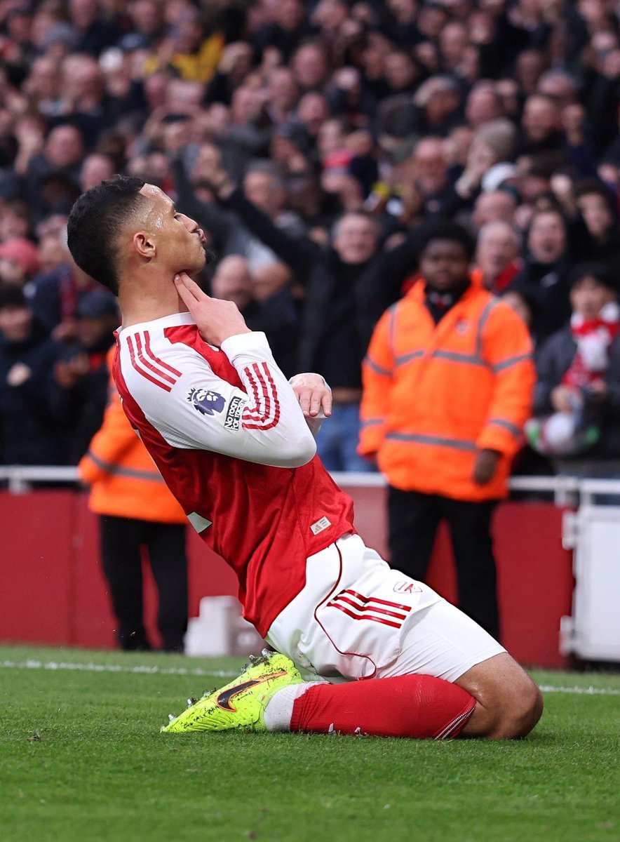 萨利巴谈他的进球和庆祝：🗣“我有一阵子没进球了，今天进球感觉有点陌生，因为我