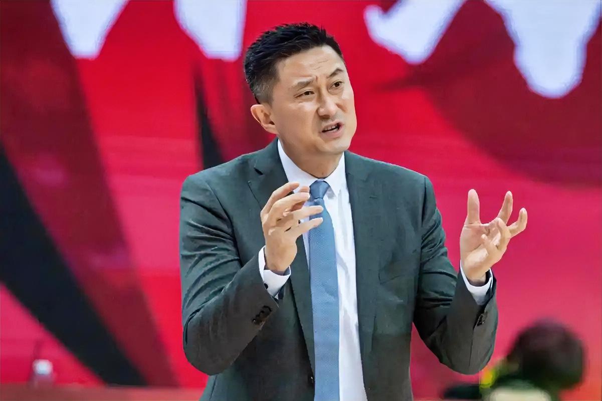 朱芳雨：杜指导，球队现在这个配置，打个同曦还那么胶灼，还要加时的吗？？？杜锋：