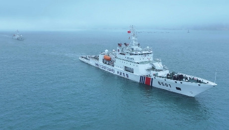【6天内菲方3路来犯，中国海警水炮驱离菲船】才对中方示好，转个身菲方就暴露狰