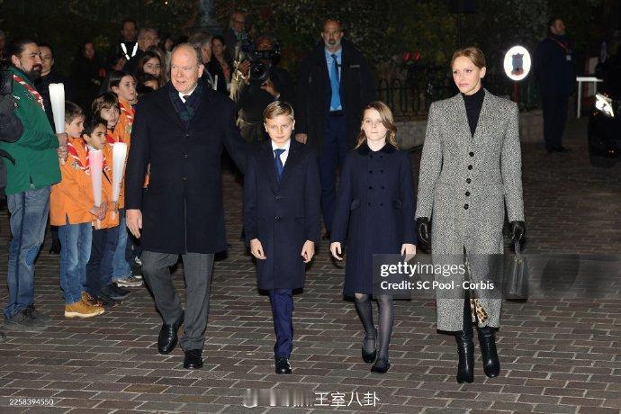 1月27-28日，摩纳哥亲王阿尔贝二世和王妃夏琳参加一年一度忠贞节的活动忠贞