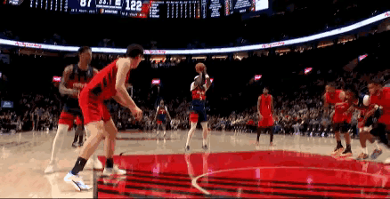 杨瀚森这几个球彰显实力！进步明显，比之前的软慢好了很多。尽管在垃圾时间上场，但