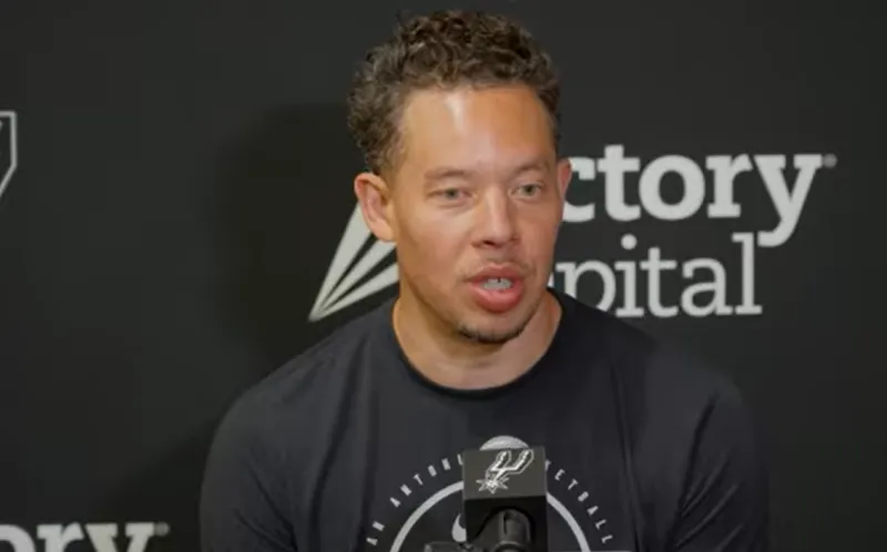 马刺主帅米奇-约翰逊在接受采访时，谈到了新秀迪伦-哈珀的情况：我们预计他G1