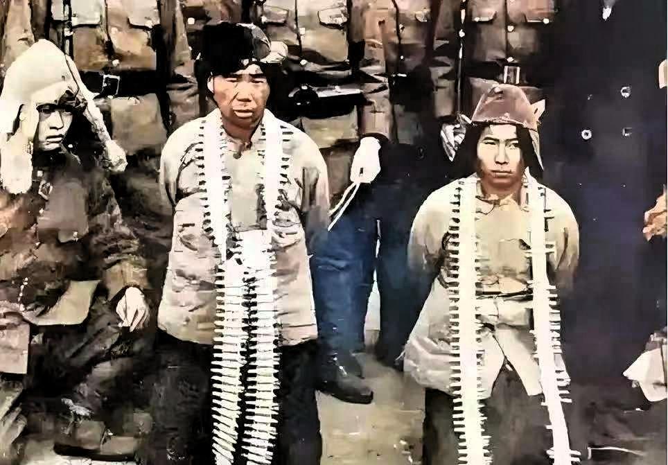 1931年，沈阳，一男一女两名抗日勇士，被日军俘虏。为了羞辱他们，日军把子弹带绕