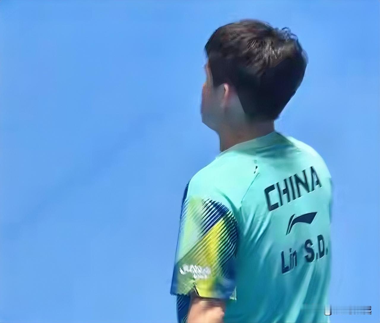 林诗栋3比4户上隼辅、无缘海口亚洲杯男子单打四强你要说技术不行吧，小石头能够