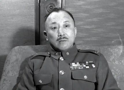 1949年1月，国民党上将卫立煌被软禁在南京，黄埔军校校长关麟征去探望，却被门口