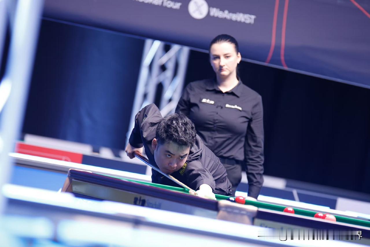 中国军团多达8人晋级！苏格兰公开赛爱丁堡站首日赛果：雷佩凡4-3阿米尔·