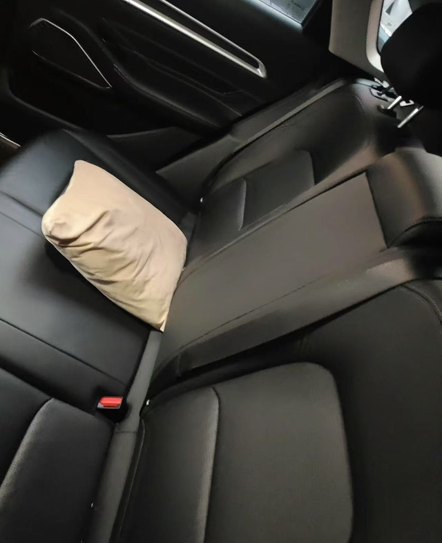 一台入门级轿车吉利帝豪家庭代步小能手预算只是十万以下，打算买一台轿车，只考虑国