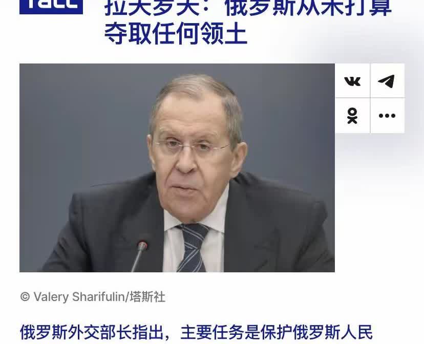 他是怎么做到“一本正经”的……