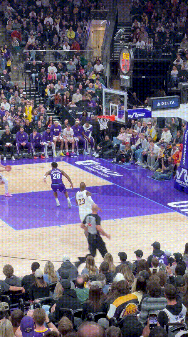 我不得不说说你了小李，你说你领导，你老大哥都这个岁数了，你还扔那么高，这不是让领