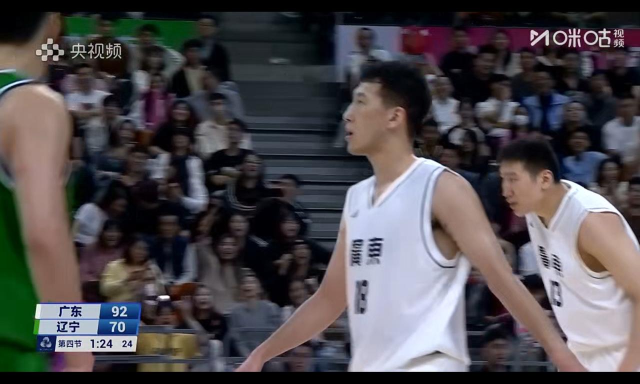 杜润旺三分球离谱，贺希宁2中2，杜锋改造王睿泽有道理很多辽宁球迷，可能对球队