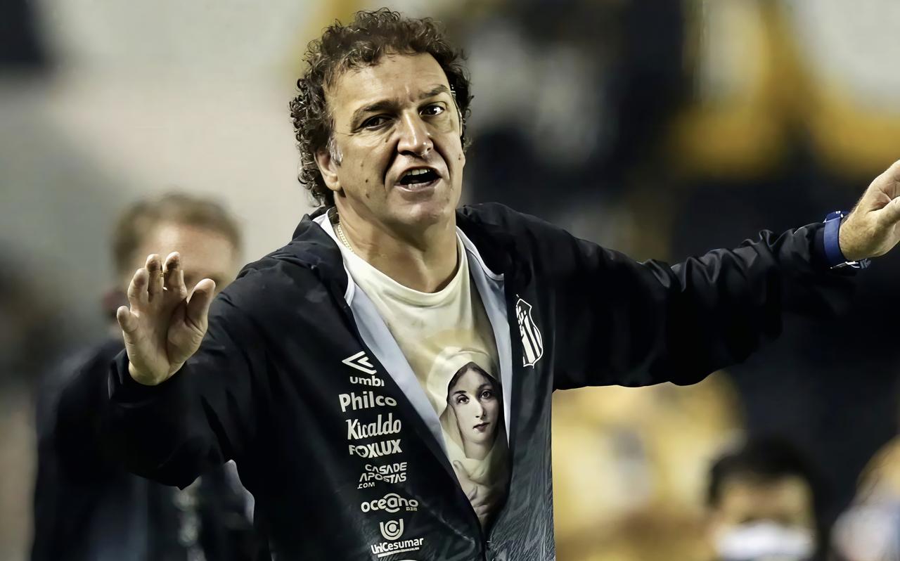 三进宫！前山东鲁能主帅库卡重返桑托斯，执教内马尔！巴甲传统豪门桑托斯昨天刚把主