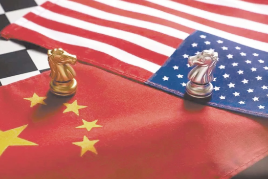 新加坡《联合早报》近期撰文指出：“从北京的视角来看，自发出‘奉陪到底’的坚定宣言