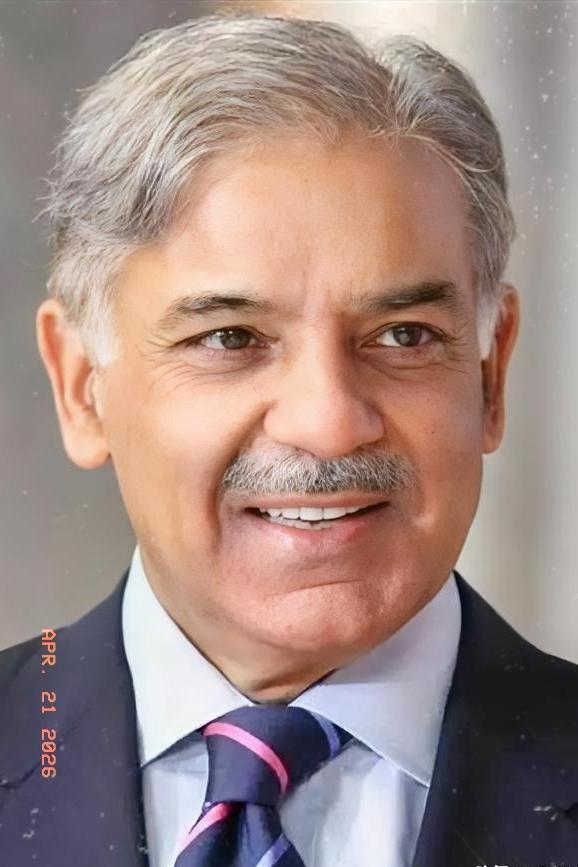 巴基斯坦这次要赌一把大的。距离美伊临时停火协议到期只剩一天，4月21日，央视新闻