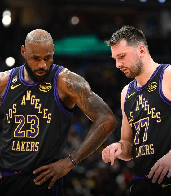 东契奇最新动态，护具已经带上了，老詹表态发言，心凉了一大截！据湖人记者报道:东