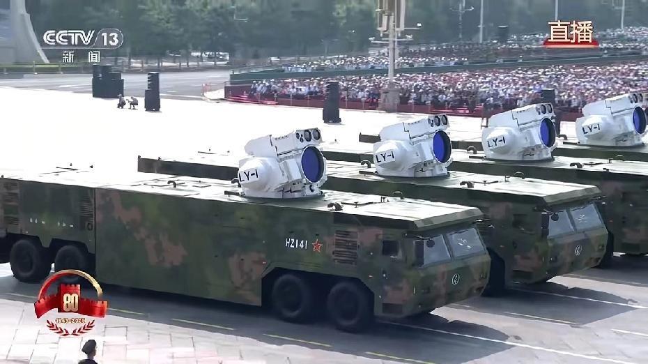 当时中国说我们没有支援俄罗斯武器，还有很多西方国家不信，阅兵以后，这回信了吧，欧