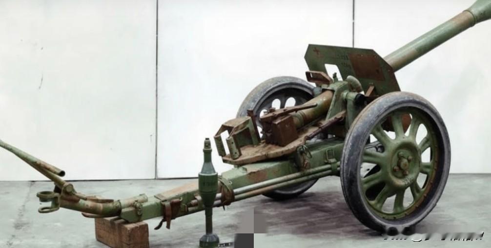 当战争进行到1943年的时候，德三军队已经快要被淹没在盟军的坦克汪洋里。面对