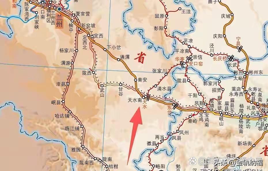 天水铁路枢纽，西北交通新篇天水很重要，甘肃东南嘛，连接很多地方的关键点，枢纽要