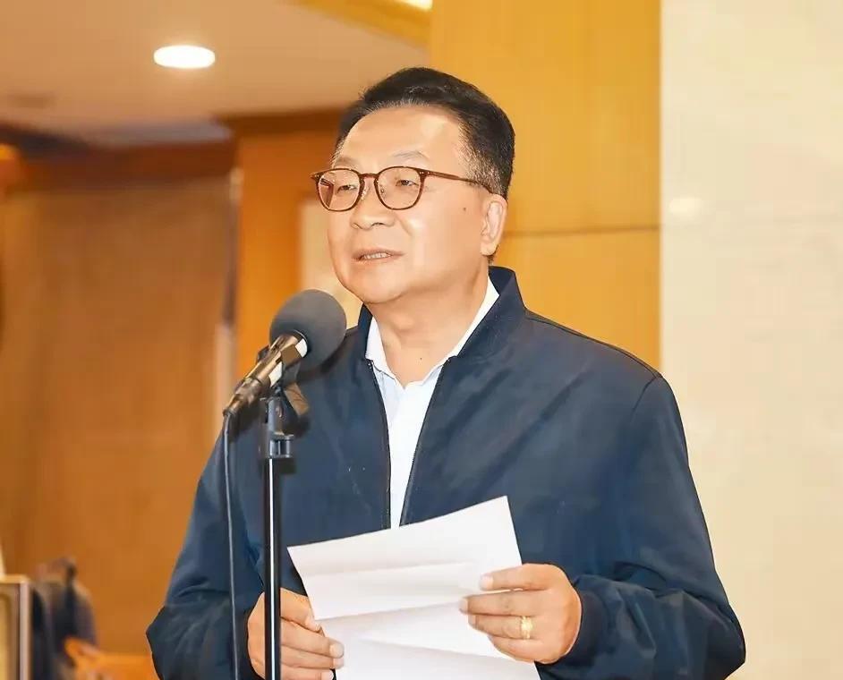 民进党前立委陈欧珀遭检举在职期间涉嫌收受厂商不正利益，藉以护航推动商港法等相关法