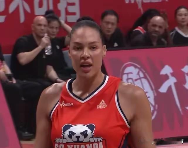 坎贝奇无法出战，做好三点，四川女篮仍有机会战胜山西！坎贝奇的受伤，已