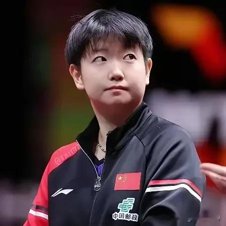 听完邓亚萍对孙颖莎亚运会女团决赛的这番点评，才真切感受到莎莎身上扛了多少压力，她真的太难了！2026