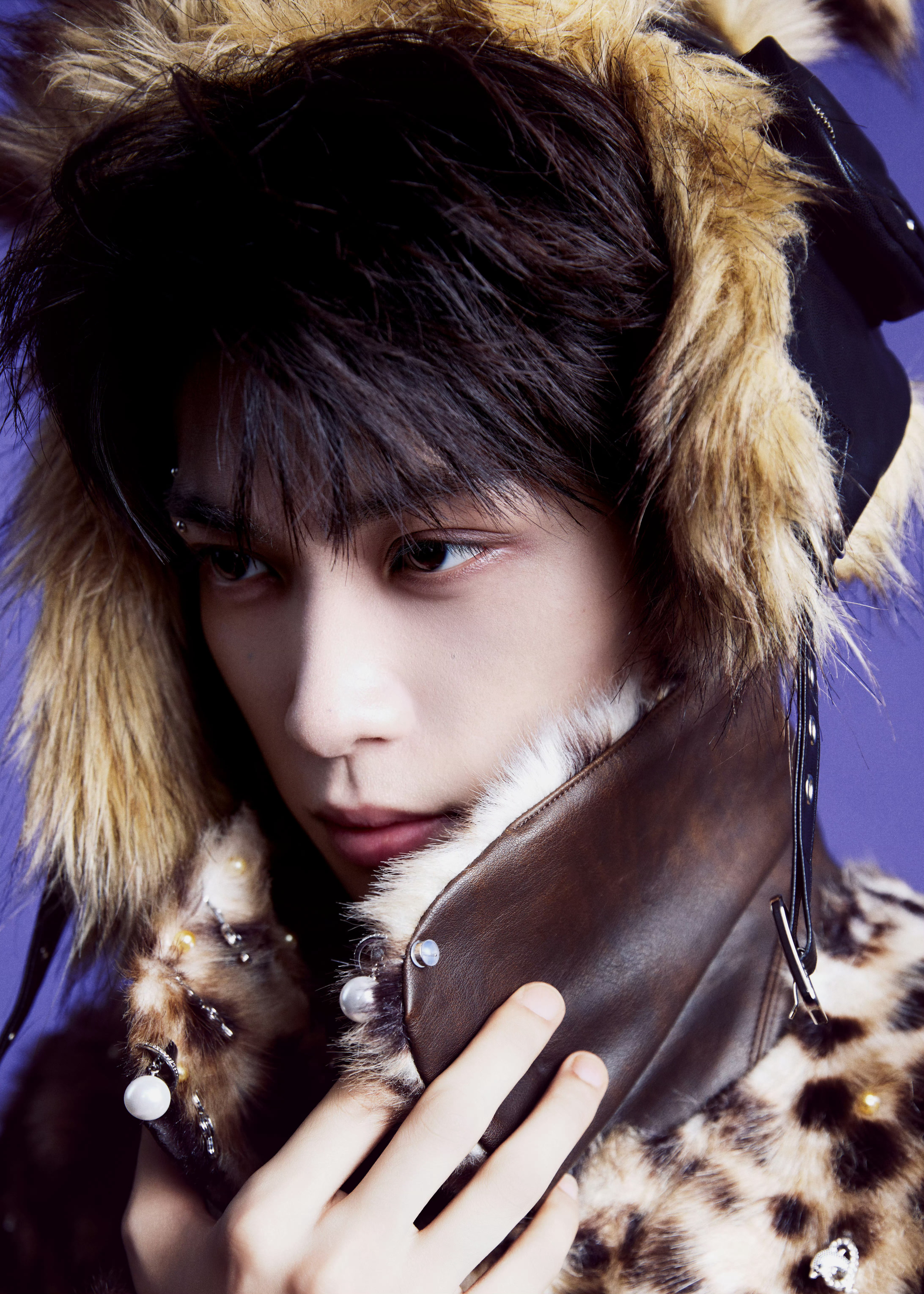 梓渝：“很快我们就会在只有我和你们的场合见面了”。梓渝演唱会终于要来了，好期待，