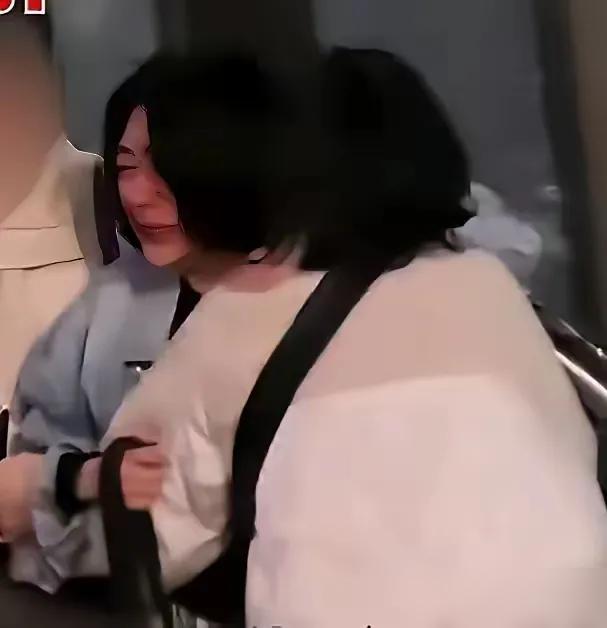 别再骂许雅钧冷漠了，你根本不知道小S每月要往他卡里打多少钱。那份银行流水，累计2