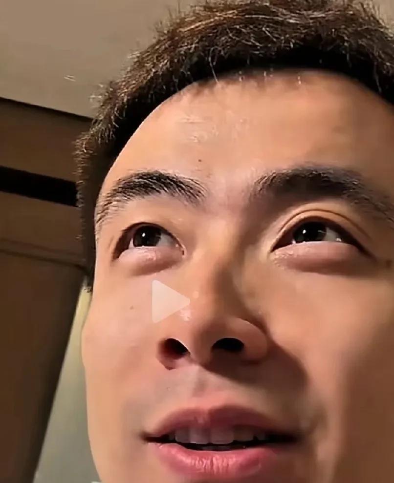 无法解释，赵继伟非常震惊！太快了！全运会男篮决赛落幕后，赵继伟一脸难以置