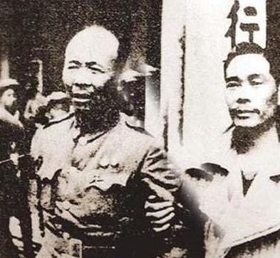 功德林战犯管理所的一天，沈醉见张淦扔鞋卜卦，忍不住说：“老张，你天天卜卦能算出啥