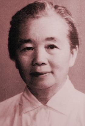 1937年，西路军政治部主任张琴秋被俘，马家军旅长问她：“你是不是张琴秋？”张琴