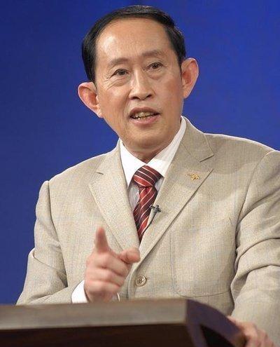 在中国历史上，帝王与大将军之间的关系一直复杂而微妙。王立群教授曾提到，当皇帝将5