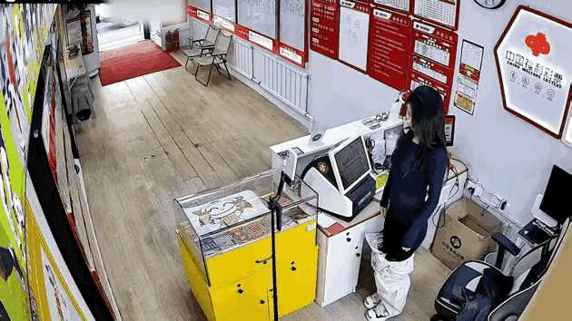 这种颜值不需要看正脸了吧？