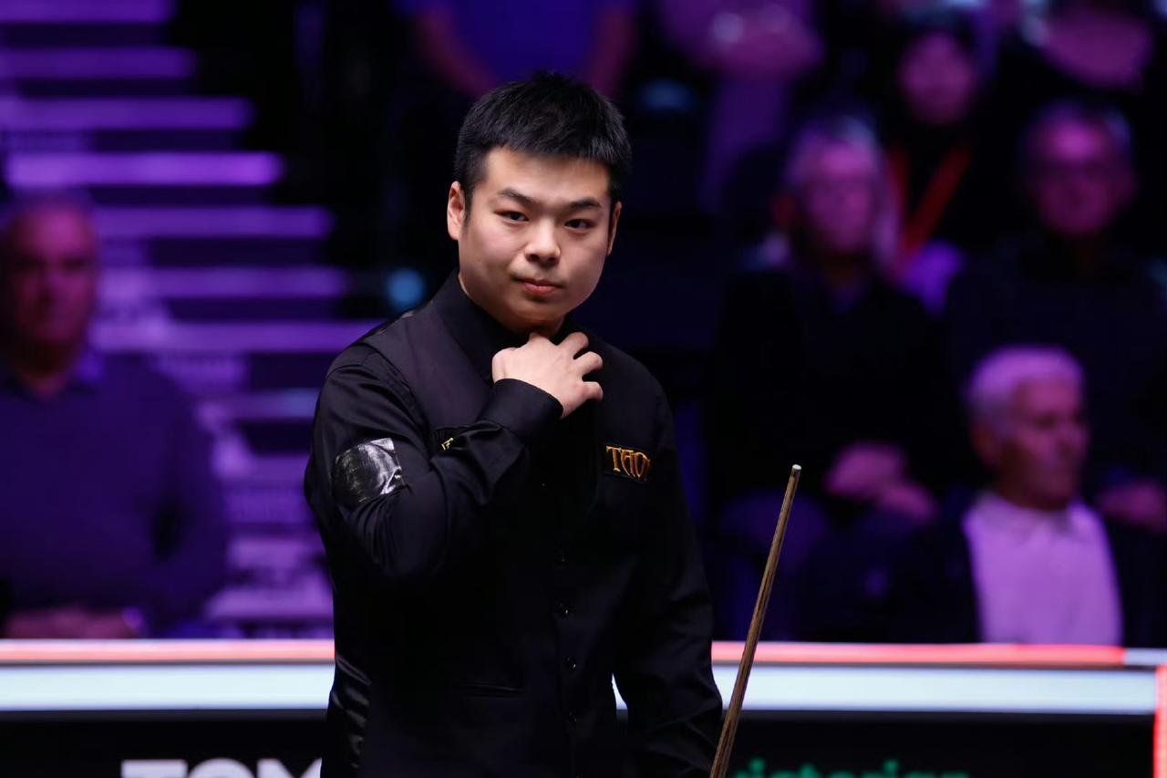 中国球员将无缘英锦赛四强!？12月5日，斯诺克英锦赛16进8轮次全部结束，八强