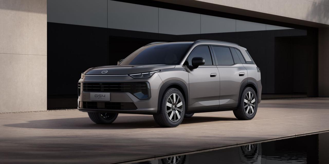 说实话，普通家庭选家用SUV，根本不花里胡哨的噱头。大家的核心需求就4个：好开
