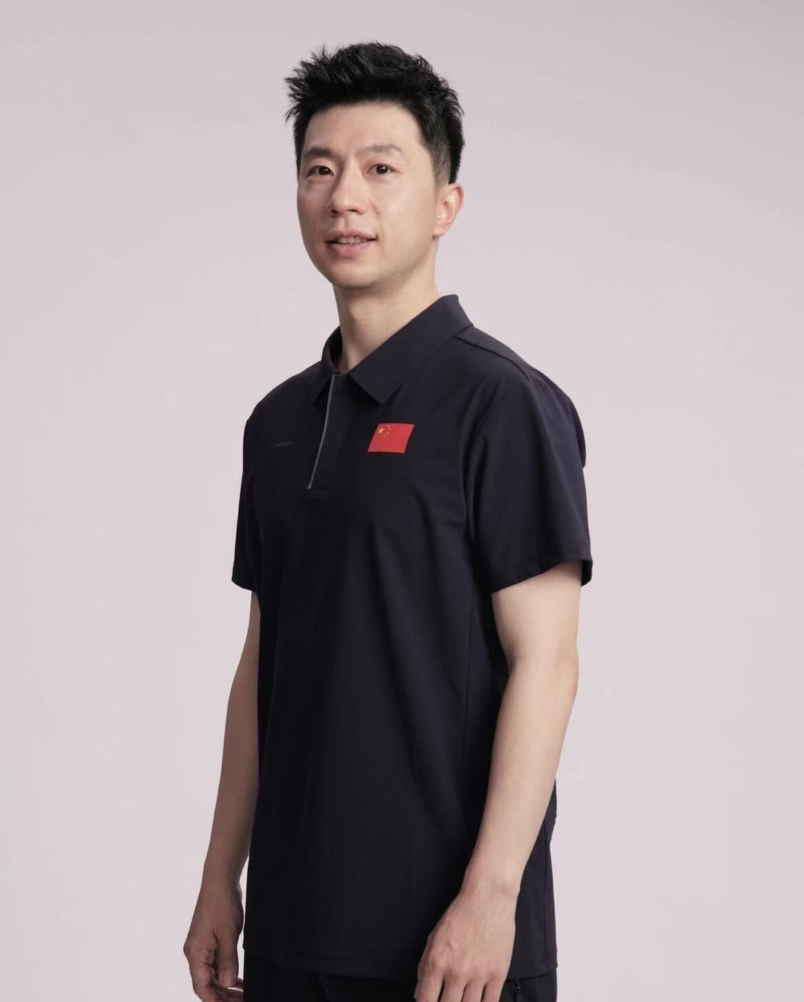 准备开会的主任准备拉练的教官​​​