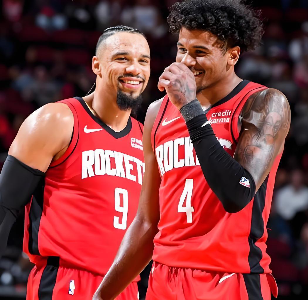 离大谱！火箭管理层一顿瞎操作，球迷直接看懵！休斯顿火箭这波操作，真的让人看