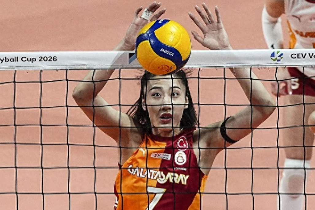 4月21日，2025-2026赛季土耳其女排超级联赛5-6名排位赛结束，中国国手