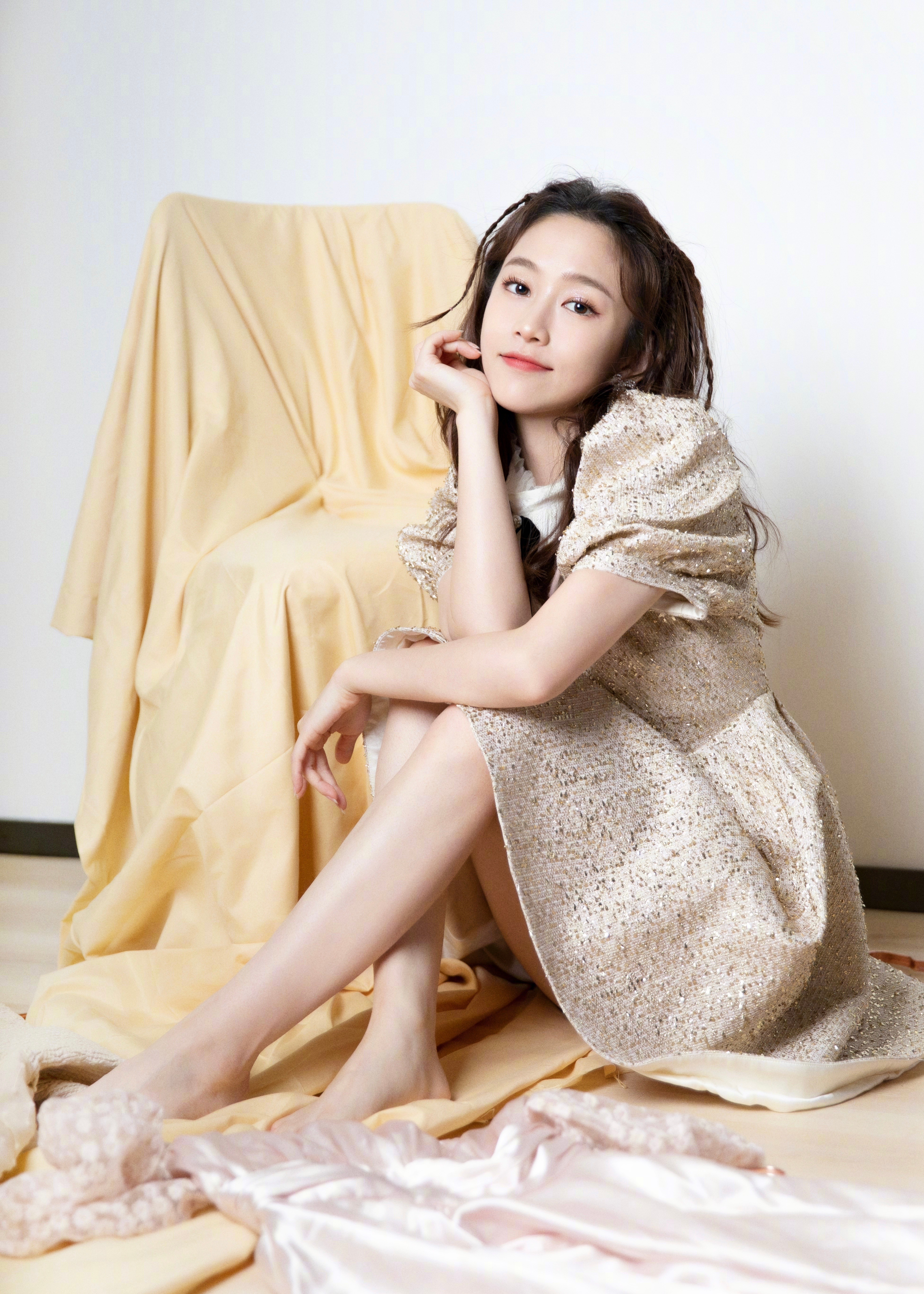 刘美含张远刘美含🦶​​​