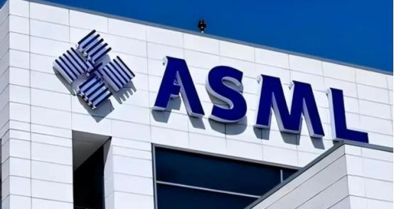 荷兰政府突然宣布了。在海牙发布对中国新的出口管制细则，进一步收紧浸润式DUV光刻