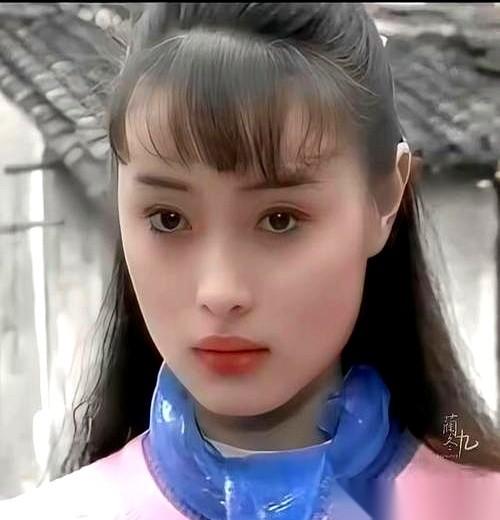 刚刚刷到一组旧照，我惊出一身鸡皮疙瘩。陈建斌这个老狐狸，看女人的眼光简直毒辣到