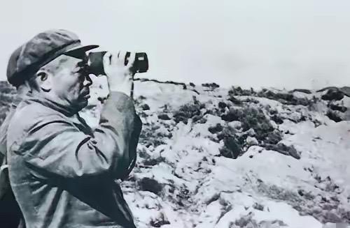 美国人问一位中国朋友：为什么中国没有世界名将？而我们美国却很多。中国朋友反问他：