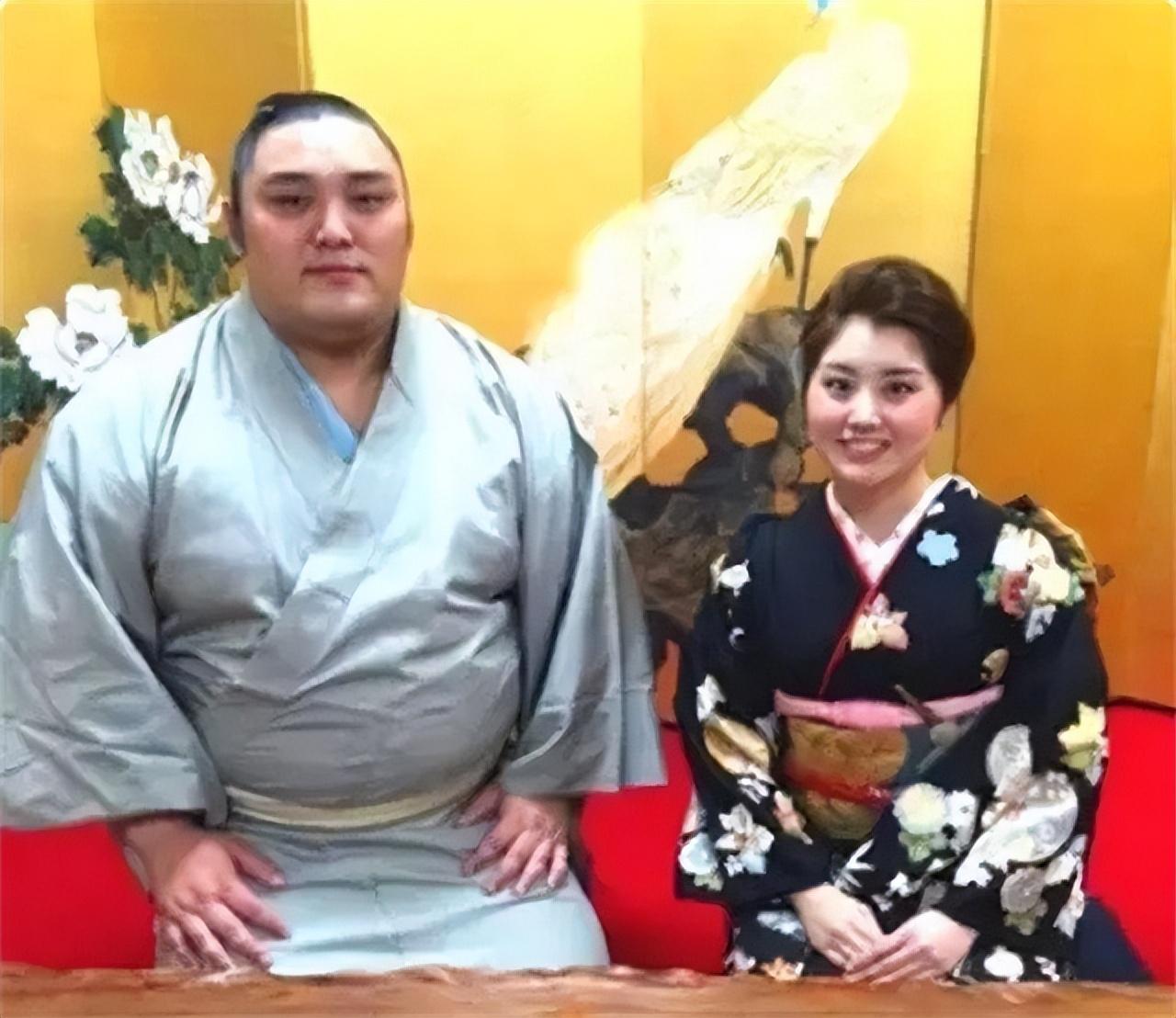 谁能想到，在日本，长得好看的姑娘，明明可以选帅气的年轻人，却偏偏喜欢嫁给胖到三四