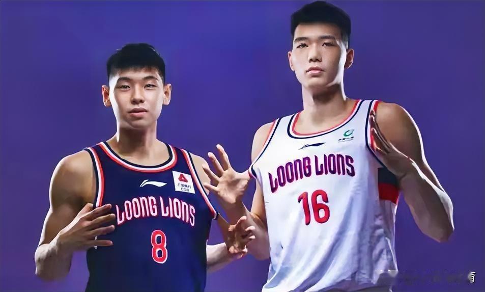说个广东球迷不愿接受的事实，焦泊乔和崔永熙是被高估的球员。广东队引以为傲的内援