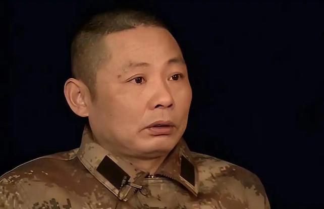 2007年，对越自卫反击战的老兵刘亮华去办低保手续，被工作人员骂了句“不要脸”，