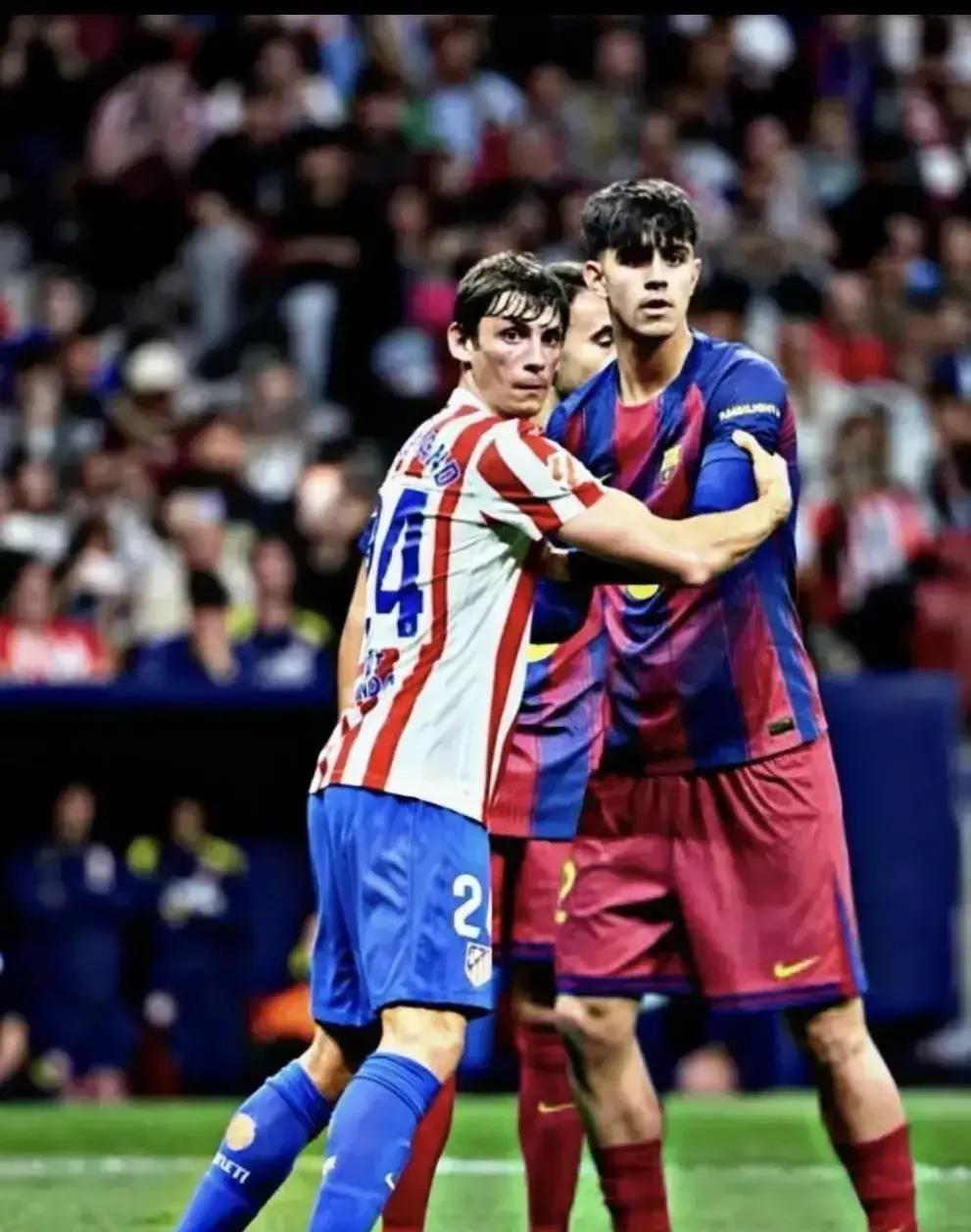 马竞1比2输巴萨居然赚了？西蒙尼这步棋藏得太深10天之内连打三场巴萨，西蒙尼从