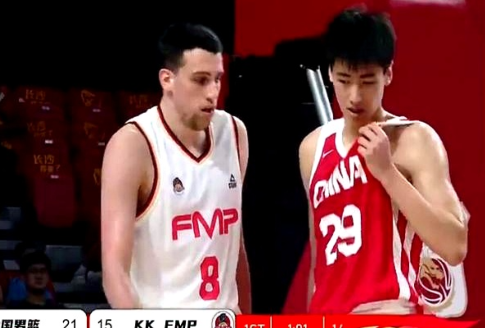 中国男篮这次深夜官宣的裁员名单，看得人直皱眉头，心里五味杂陈集训了四周，打