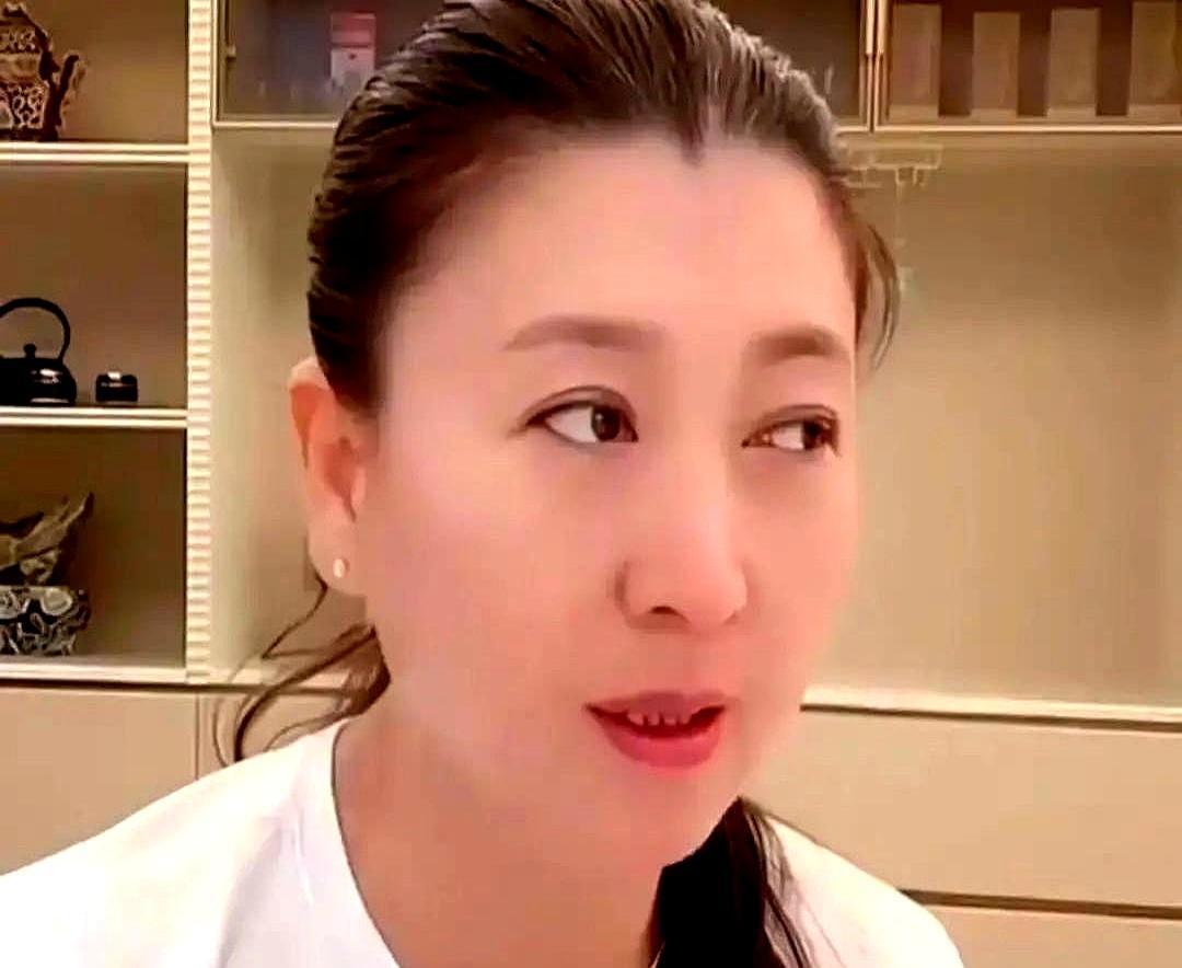 3000万撕掉女主！龙泉山庄又起风。网传赵本山把《刘老根6》闫学晶的戏份全