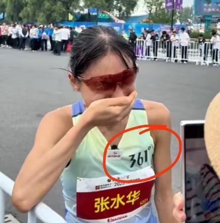 原来张水华还是某品牌代言，有说这次哈马她能拿到奖金5万，虽然是冠军奖金的1/10