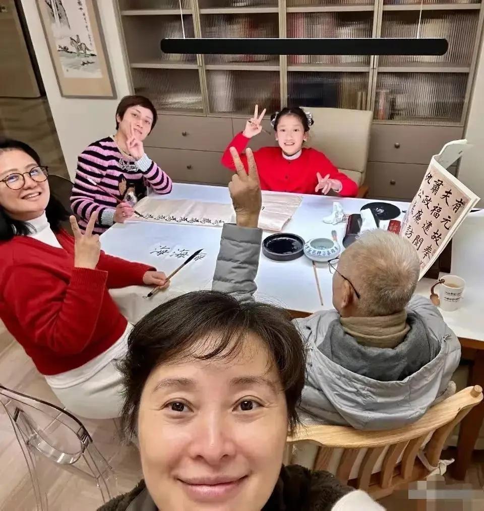 51岁的吴越，刚卖掉1280万的松江独栋，转头就花1120万在三甲医院旁边买了套