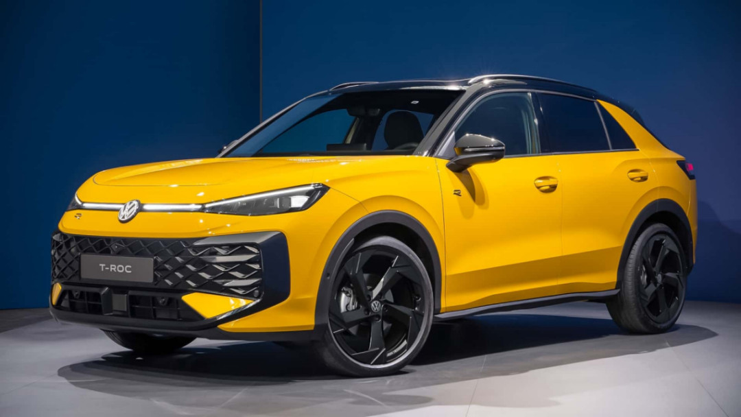 车市热门作为一款本质上的高尔夫跨界版，T-Roc（对应国内“探歌”）在